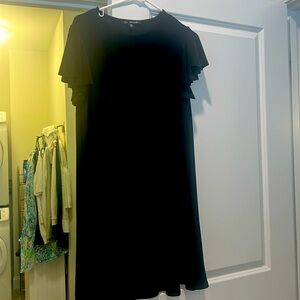 Simple Comfy Black Dtess